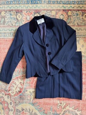 VINTAGE WOOL & VELVET NAVY SKIRT SET